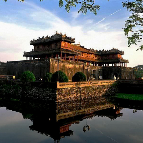 Tour du lịch Huế, thăm đại nội hoàng cung Huế Tour du lịch Huế, thăm đại nội hoàng cung Huế