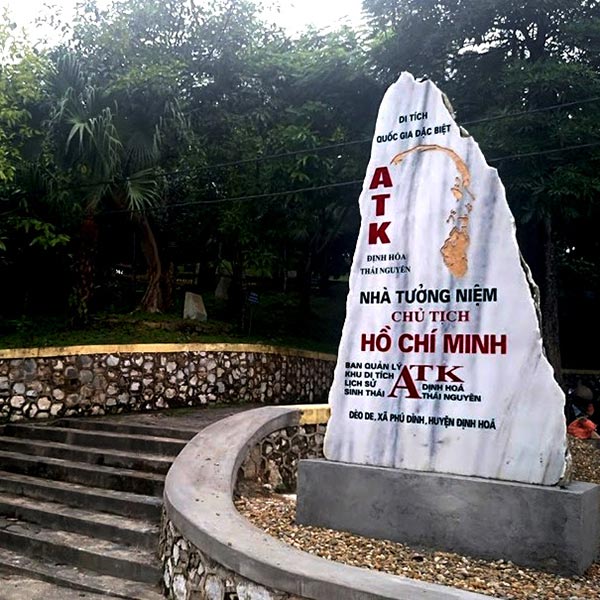 Nhà tưởng niệm Chủ tịch Hồ Chí Minh tại Định Hóa