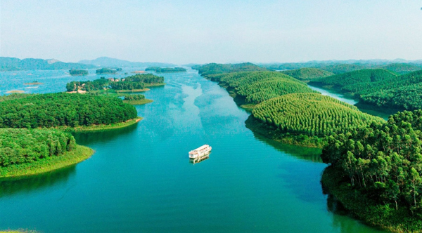 Hồ Thác Bà Yên Bái, Tour Lục Yên, Mẫu Âu Cơ