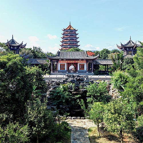 Công viên vườn Lựu - TP Mông Tự, thủ phủ châu Hồng Hà, Vân Nam, Trung Quốc