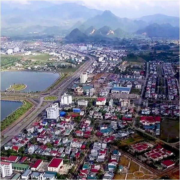 Thành phố Lai Châu nhìn từ chùa Linh Ứng