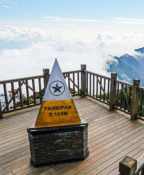 Đỉnh Fansipan hay Panxipan cao 3143M nóng nhà Đông Dương