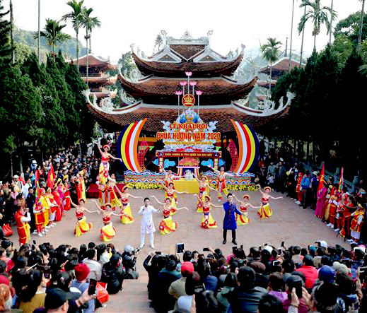  khai hội chùa Hương ngày 6 tháng giêng