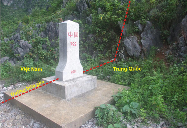 Cột mốc biên giới Việt Trung