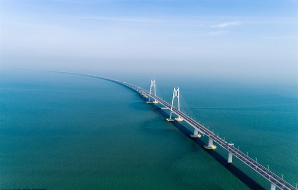 Cầu vượt biển dài nhất thế giới - Cầu Chu Hải Trung Quốc